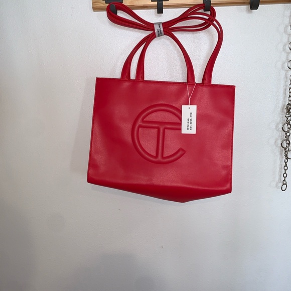 Telfar NWT Red shopping bag Tote with Embossed Logo MED SIZE - Picture 1 of 6